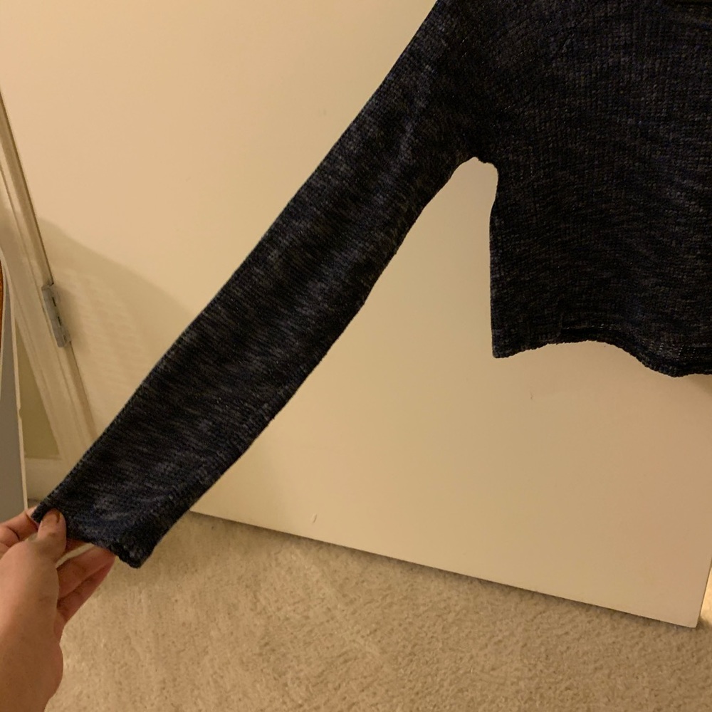 Cute Crop Top - Picture 3 of 5